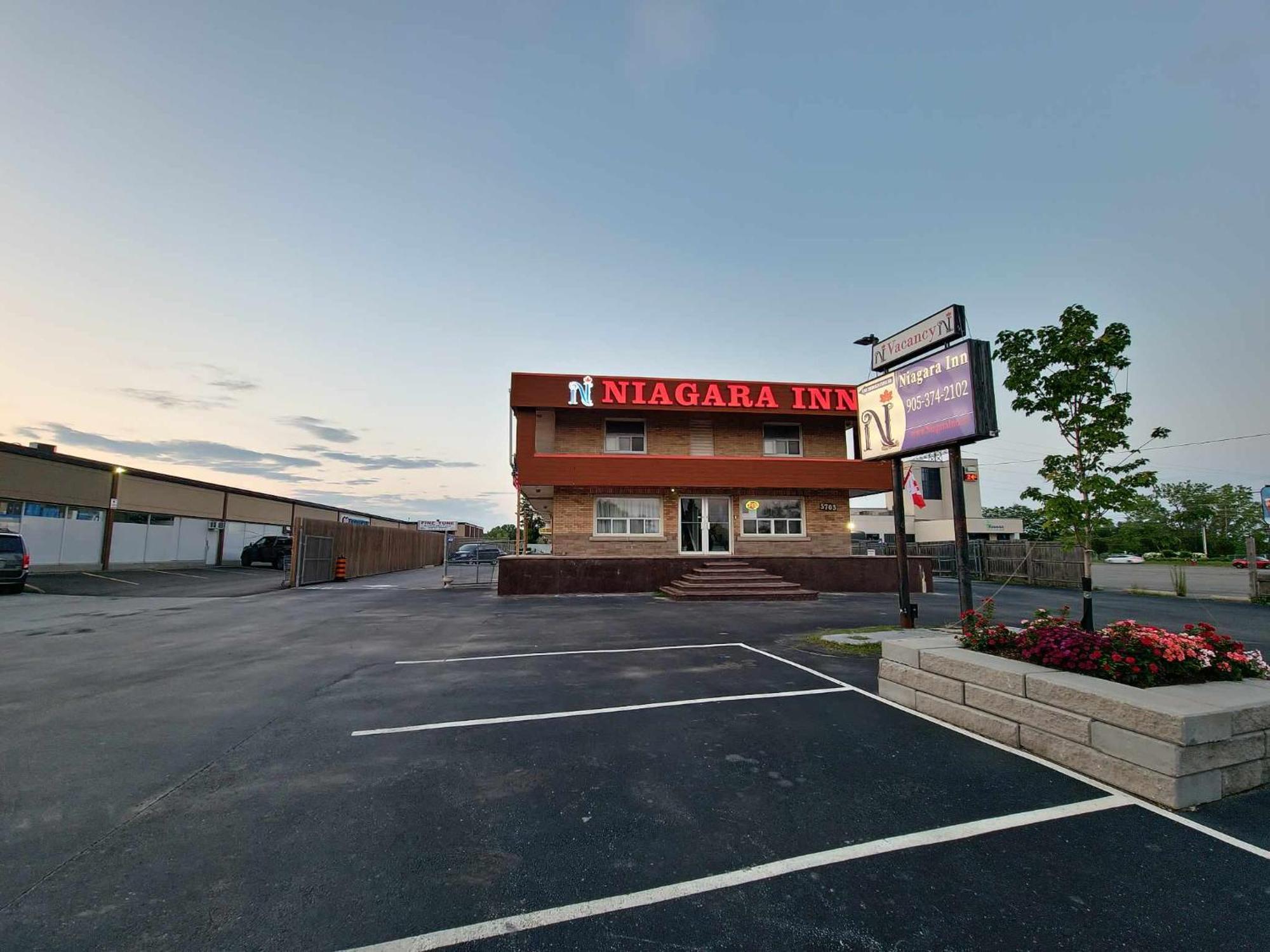 Niagara Inn Bagian luar foto
