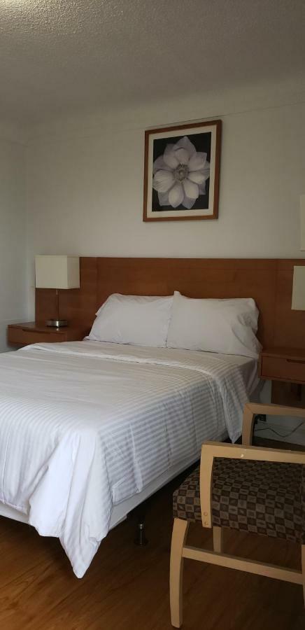 Niagara Inn Bagian luar foto