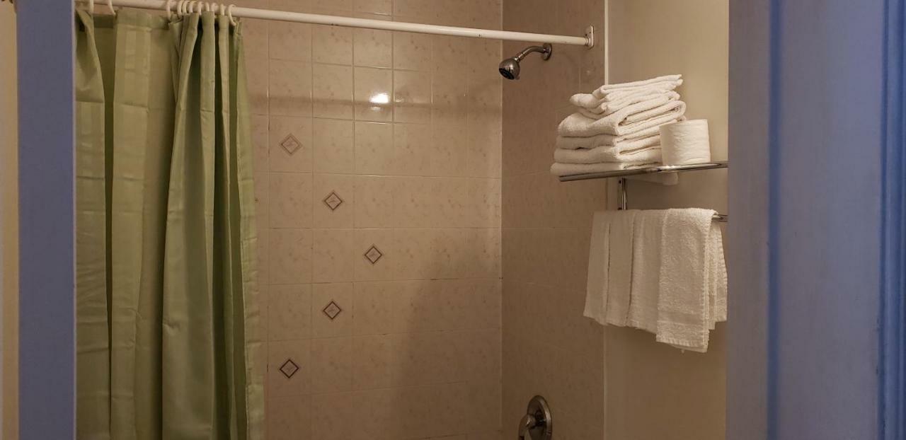 Niagara Inn Bagian luar foto